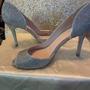 Sexy ALDO Silver Sparkle 4" Peep Toe Heels